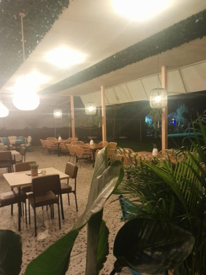 Hotel Thermaikos Korinós Eksteriør billede